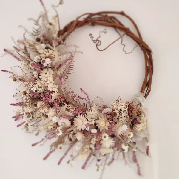 Large 'Pearl' Dried Flower wreath