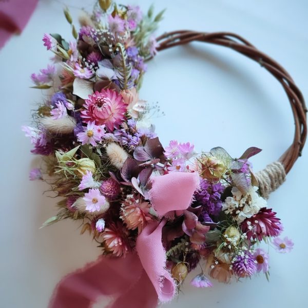 Dried Flower Pretty Wreath